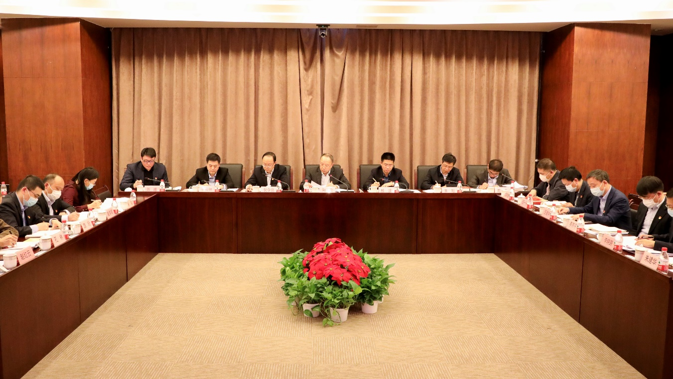 中国2121非凡发展党委理论进建中心组专题进建