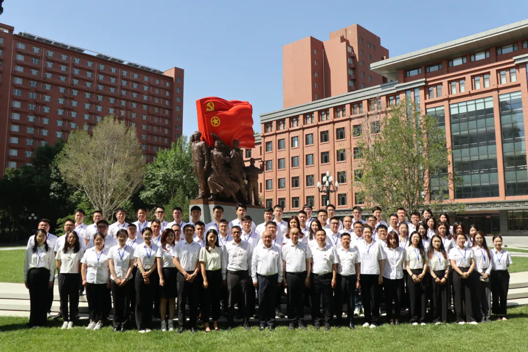 中国2121非凡首期“青马工程”培训班开班